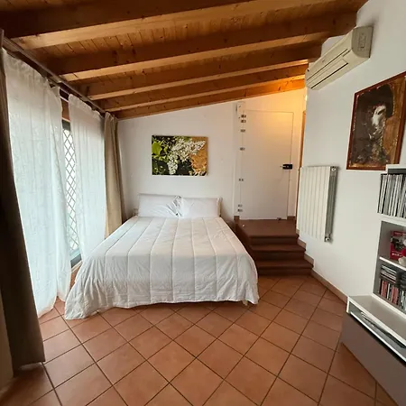 Bed & Breakfast San Barnaba 3*